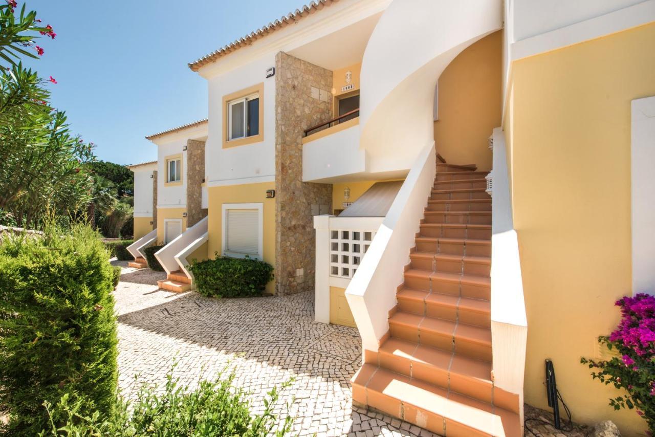 Beautiful Two Bedroom Apartment With Roof Terrace Carvoeiro  Eksteriør bilde