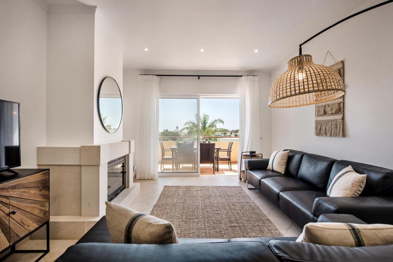 Beautiful Two Bedroom Apartment With Roof Terrace Carvoeiro  Eksteriør bilde