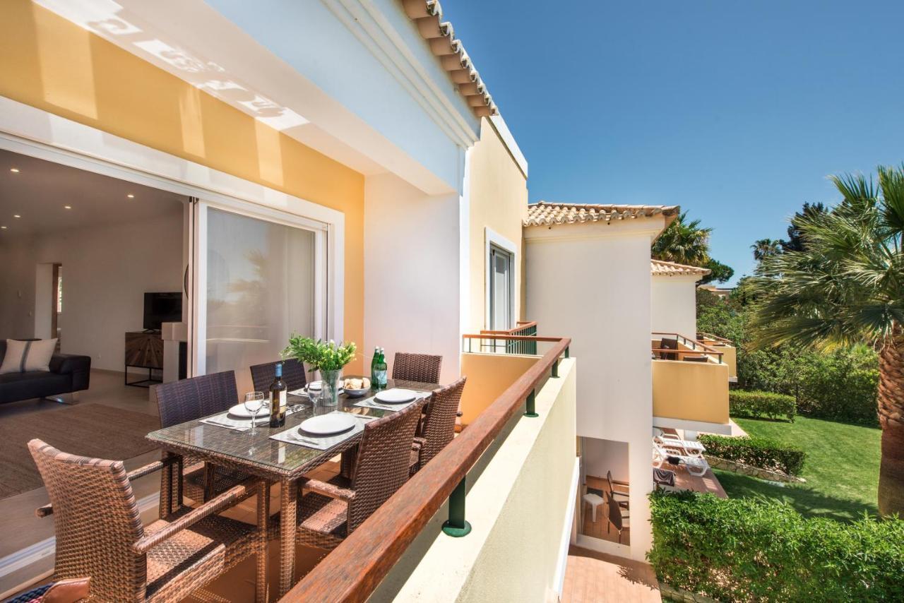 Beautiful Two Bedroom Apartment With Roof Terrace Carvoeiro  Eksteriør bilde
